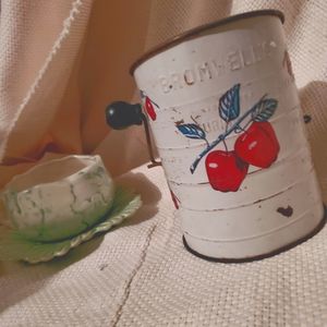 Vintage Bromwell Flour Sifter White Red Cherries 🍒